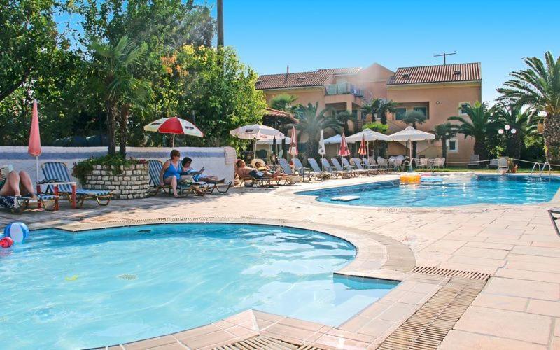 Poseidon Apartments 아기오스고르디오스 외부 사진