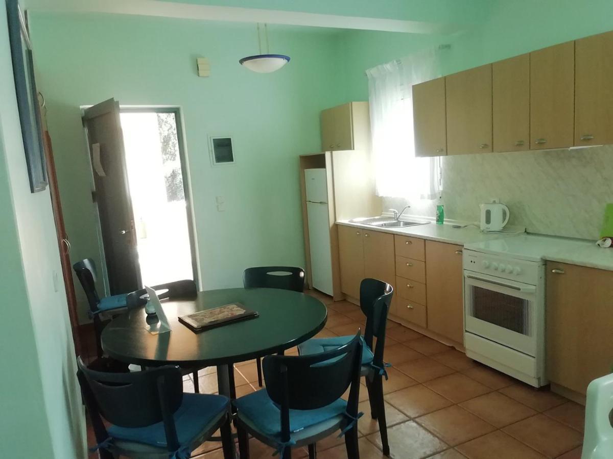 Poseidon Apartments 아기오스고르디오스 외부 사진