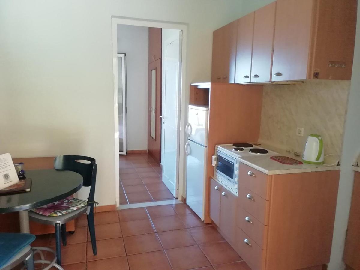 Poseidon Apartments 아기오스고르디오스 외부 사진